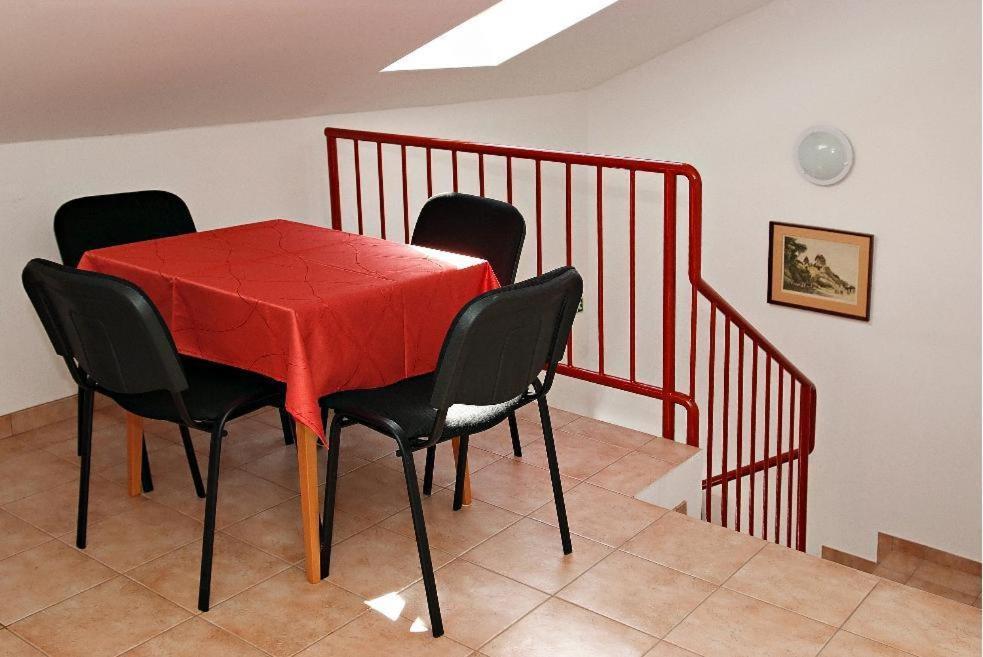 פץ' Liszt Apartman חדר תמונה