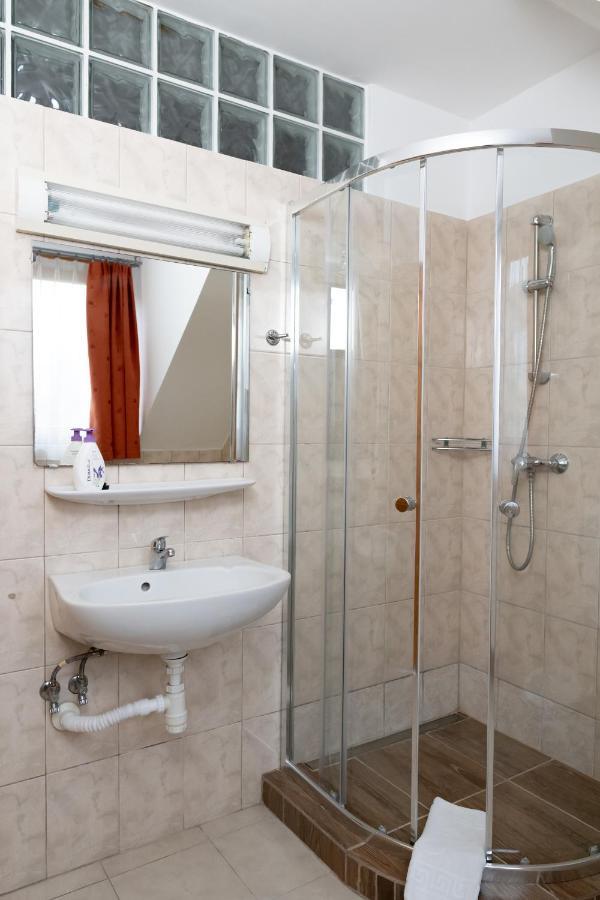 פץ' Liszt Apartman מראה חיצוני תמונה